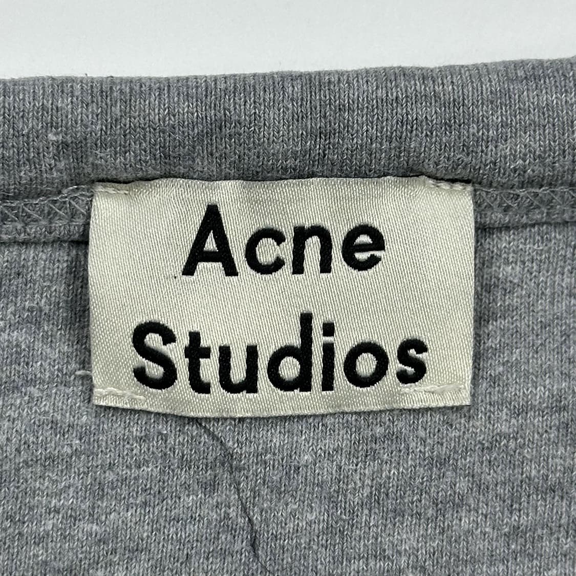 아크네스튜디오 핀트페이스 그레이 맨투맨 (M) 상품이미지7