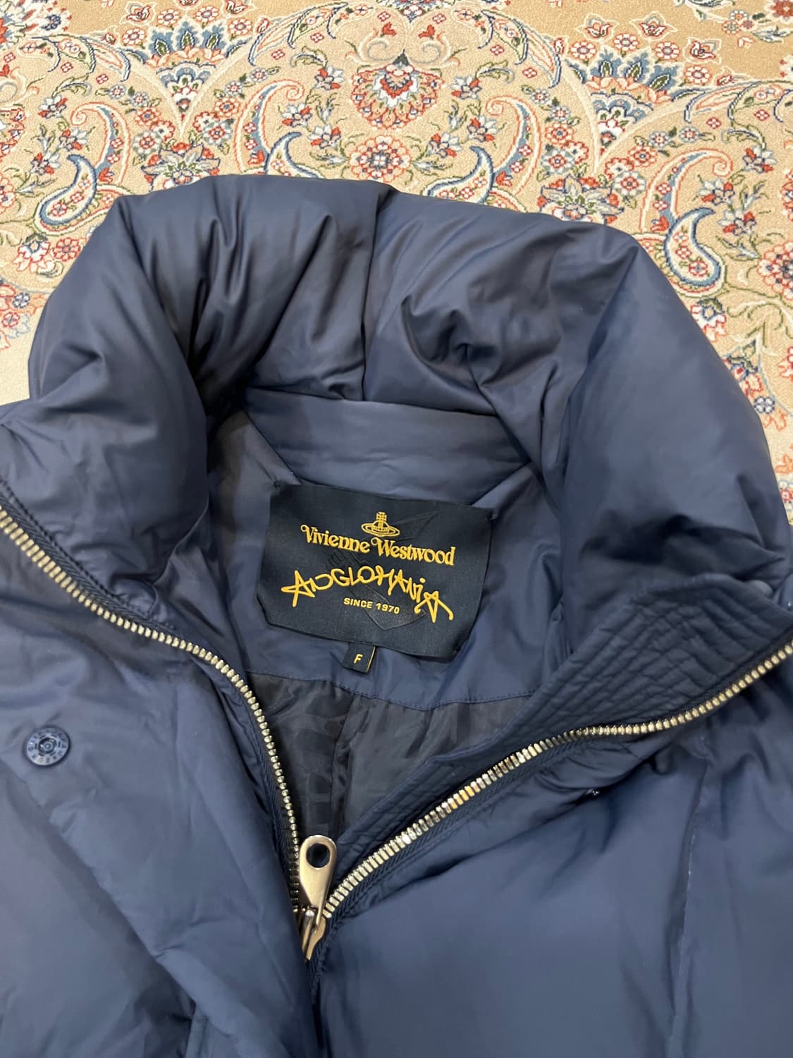 비비안웨스트우드 ORB로고 오버사이즈드 구스 패딩 상품이미지5