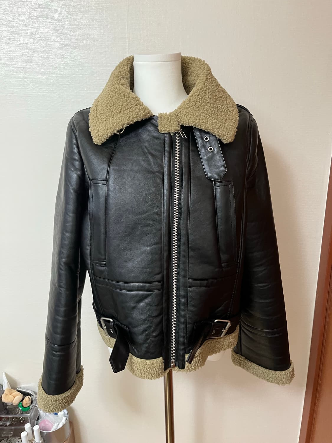 에즈온 셀렉샵 당시 무스탕 상품이미지2