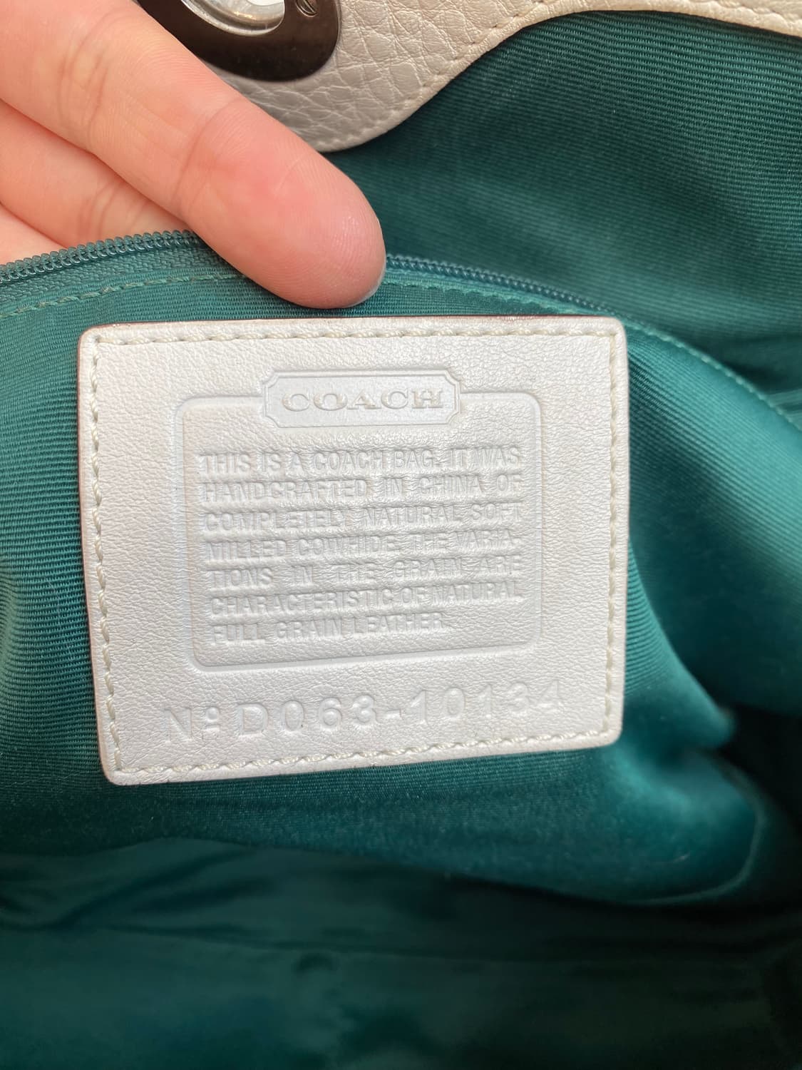 코치 화이트 그린스티치 토트백 상품이미지10