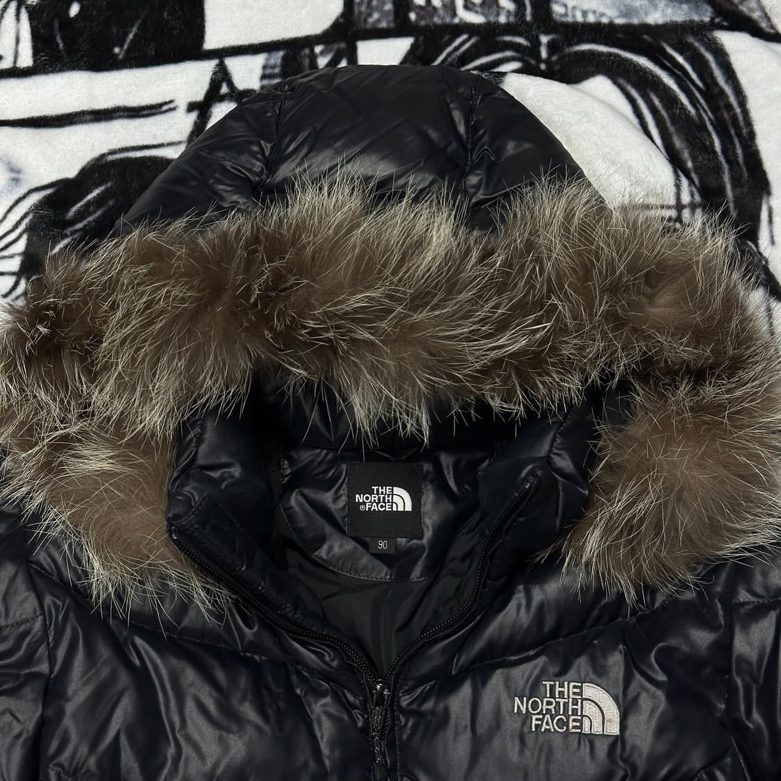 노스페이스600 울프죠 패딩 상품이미지4