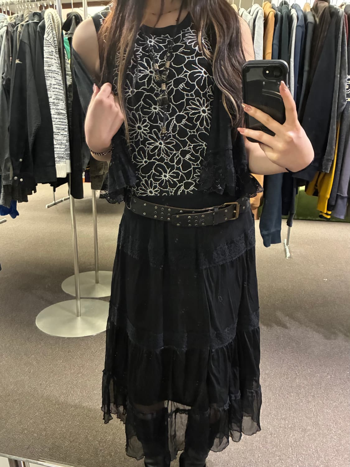 2)Japanese vintage 여성 꽃자수 펀칭 디자인 나시 상품이미지2