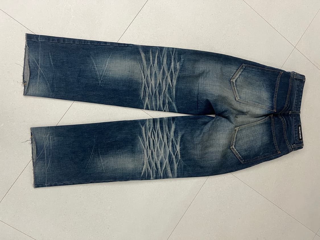 발렌시아가 캣워싱 데님 s 상품이미지4