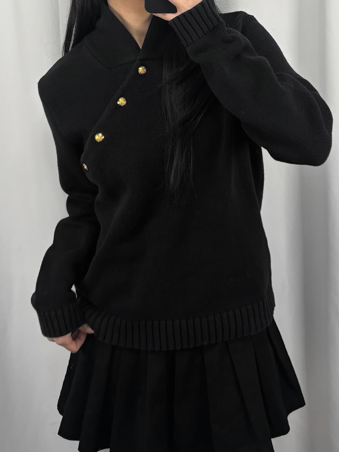 폴로 금장 버튼 블랙 니트 상품이미지2