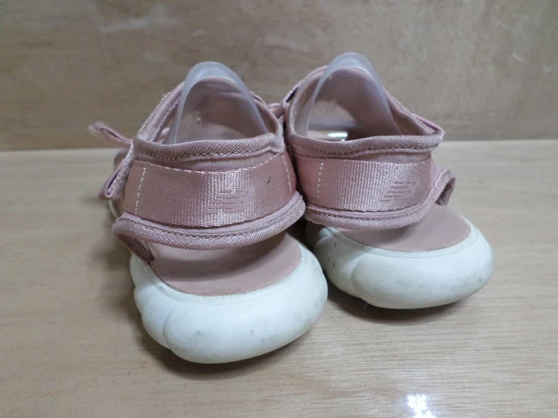후루룩구제 220 뉴발란스 샌들 슬리퍼 신발  상품이미지3