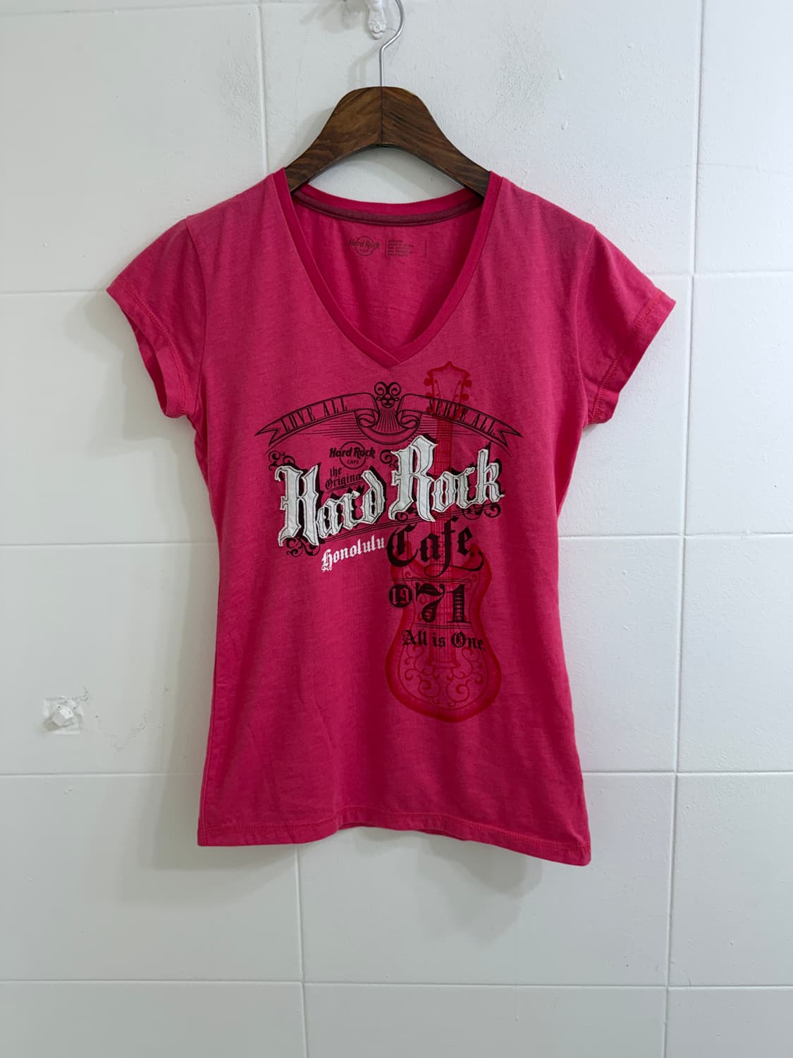 (상의 세트) 하드락 카페 펑크 브이넥 반팔 티셔츠 + 플라워 나시 상품이미지3