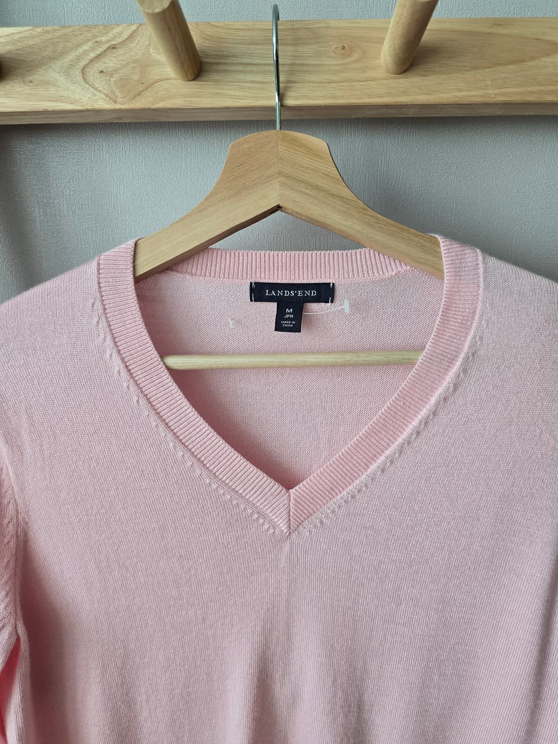 LANDS’ END 메리노울·실크·캐시미어 혼방 V넥 니트 상품이미지2