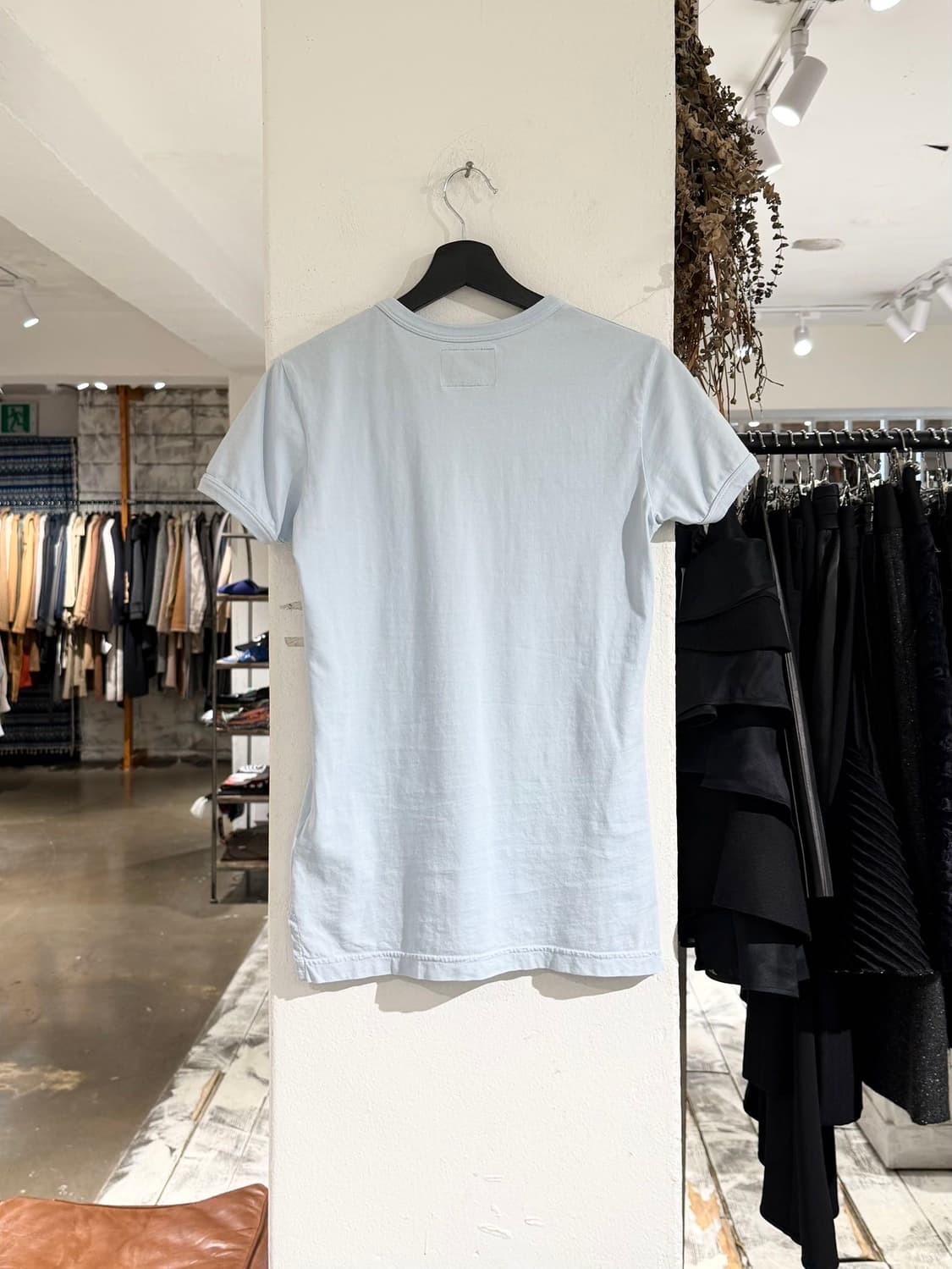 비비안 웨스트우드 앵글로매니아 라이트블루 그래픽 패치 티셔츠 상품이미지6