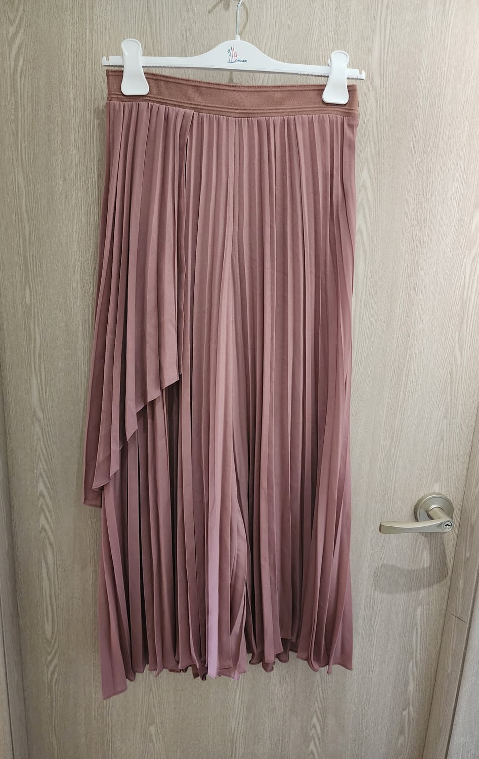 한섬 마인 플리츠 팬츠 67cm

 상품이미지1