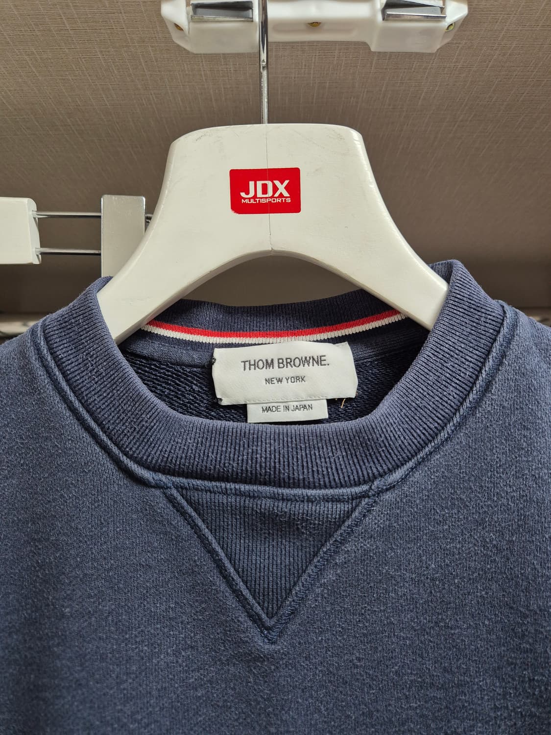 정품 톰브라운 맨투맨 2 네이비 상품이미지3