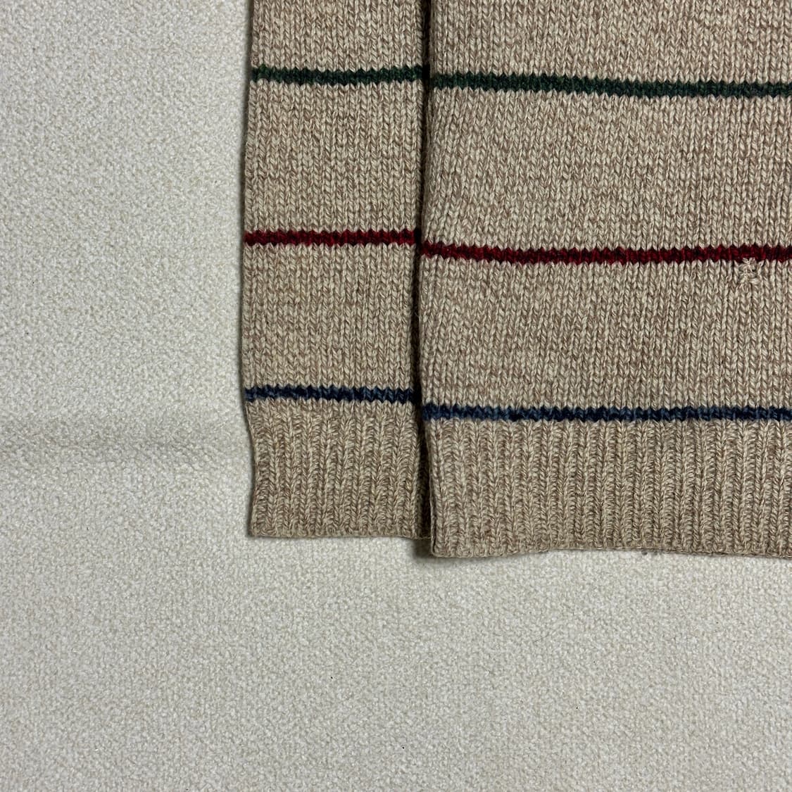 엘엘빈 스트라이프 헨리넥 스웨터 상품이미지4