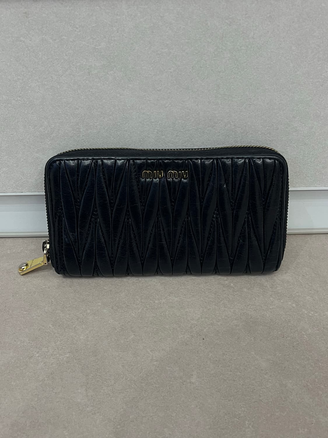 미우미우 장지갑 상품이미지1