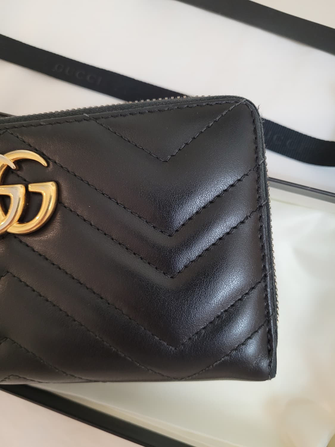 (새상품급) 구찌 GG 마몬트 마틀라세 지퍼 장지갑 상품이미지4