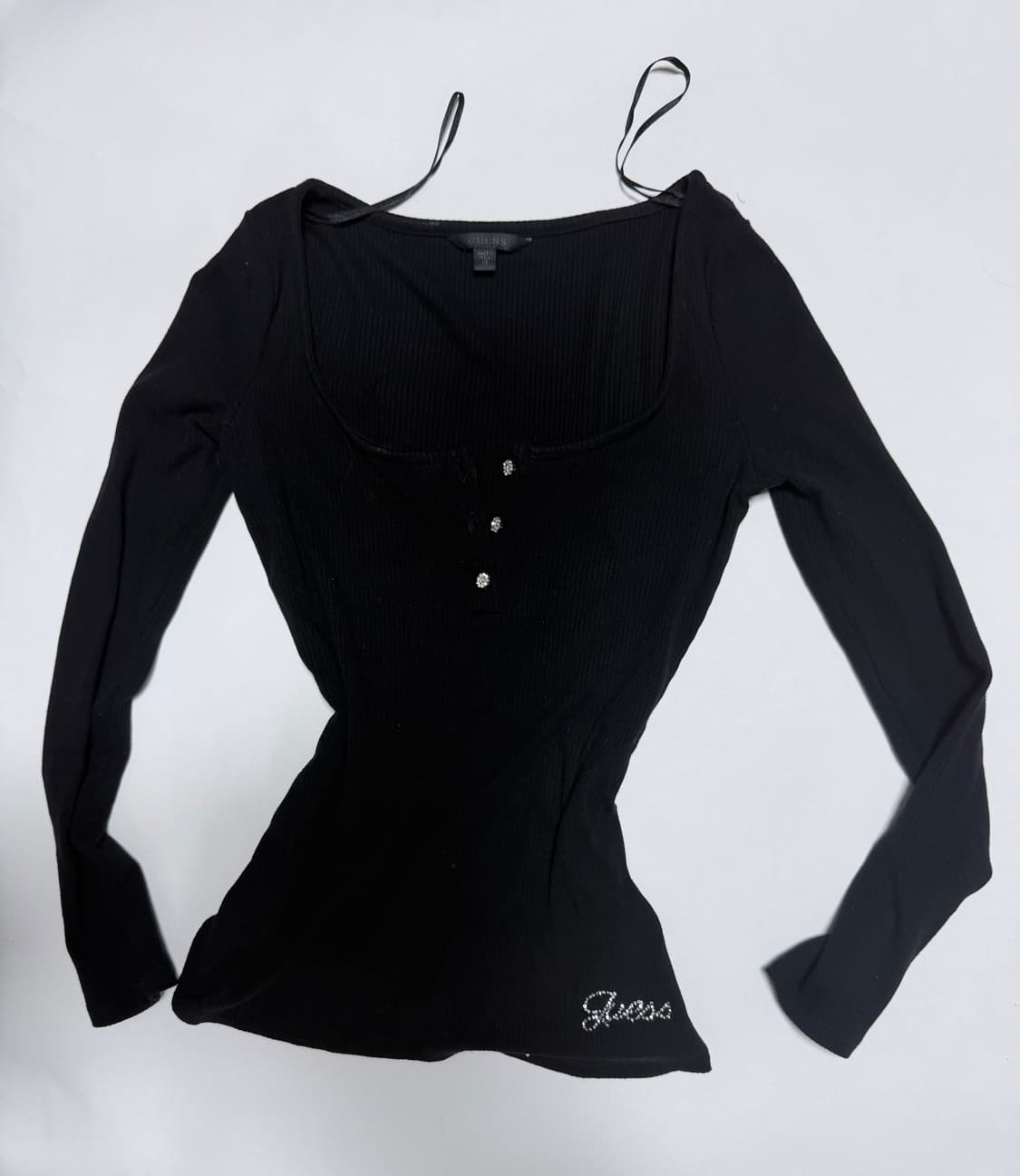 Guess 헨리넥 긴팔 니트티 블랙  상품이미지1