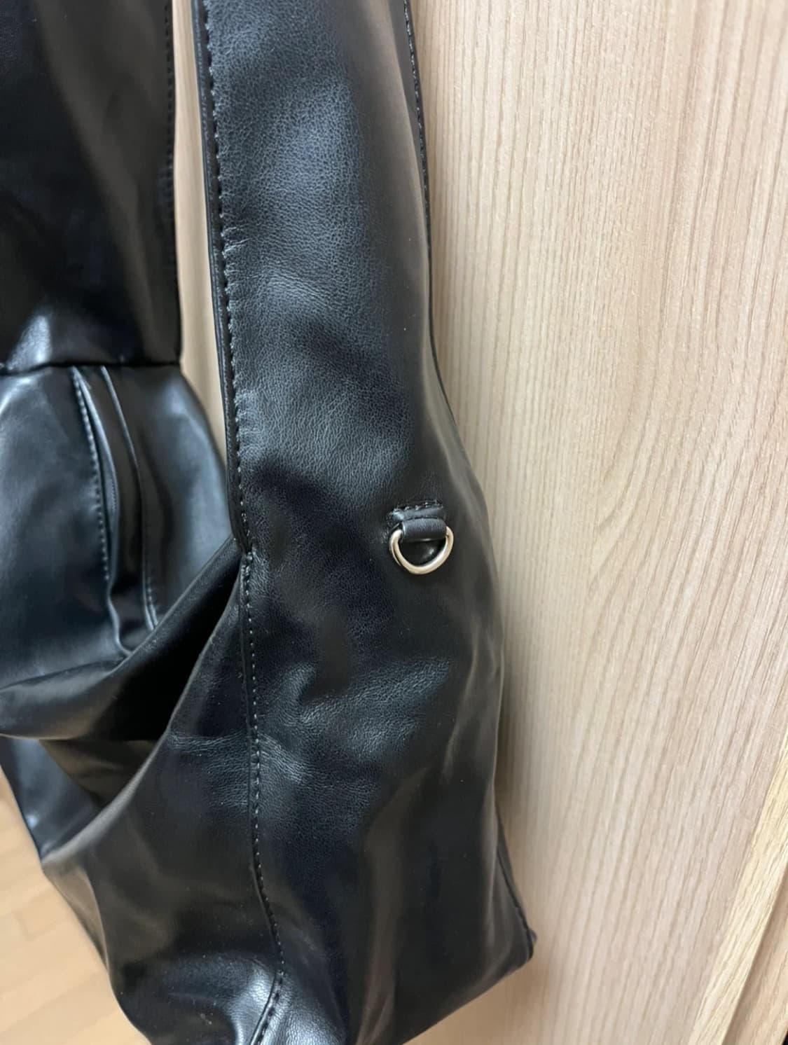 Faux leather 숄더백 상품이미지3