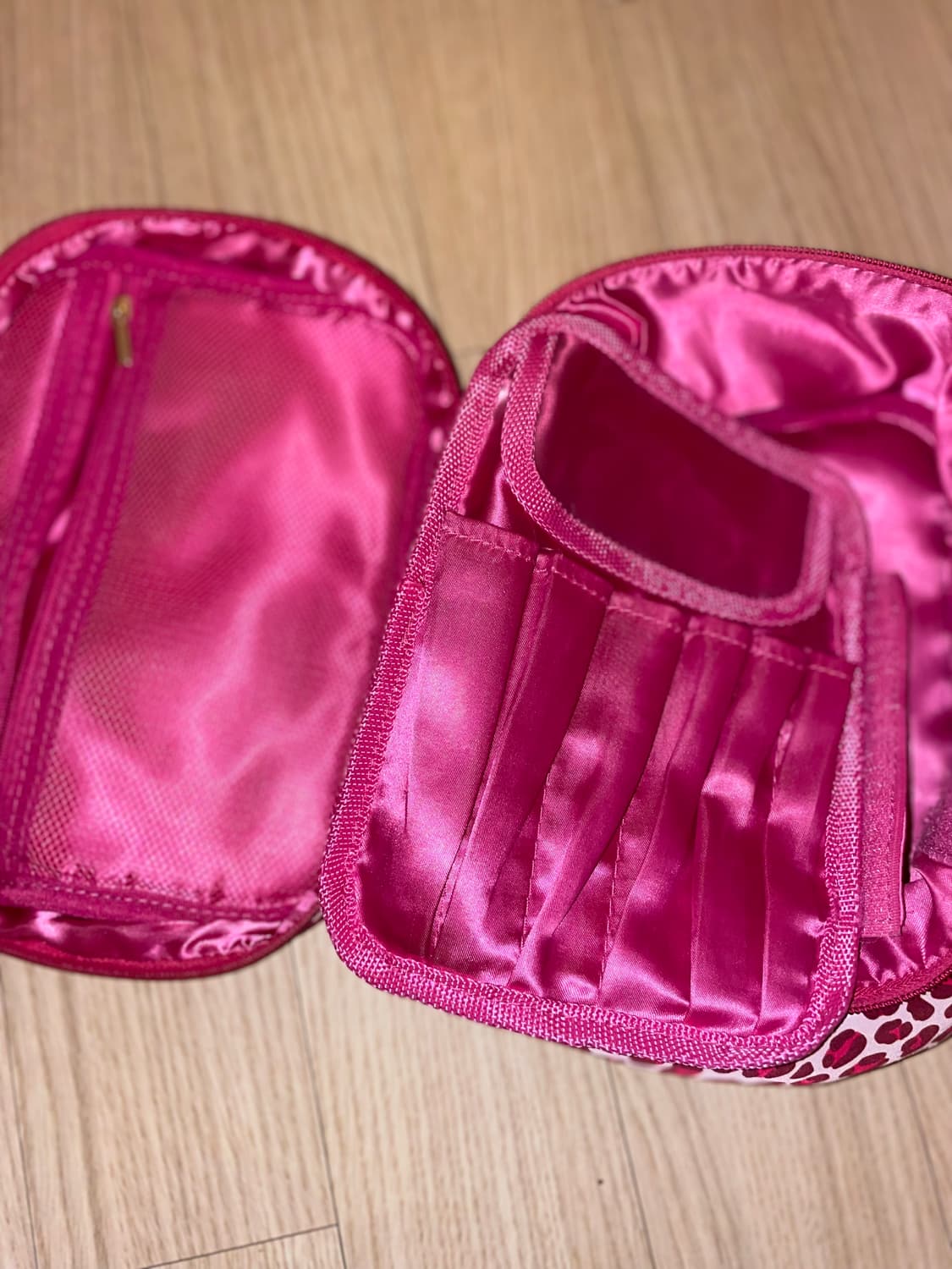 egg 에그 갸루 핑크 레오파드 파우치 상품이미지3