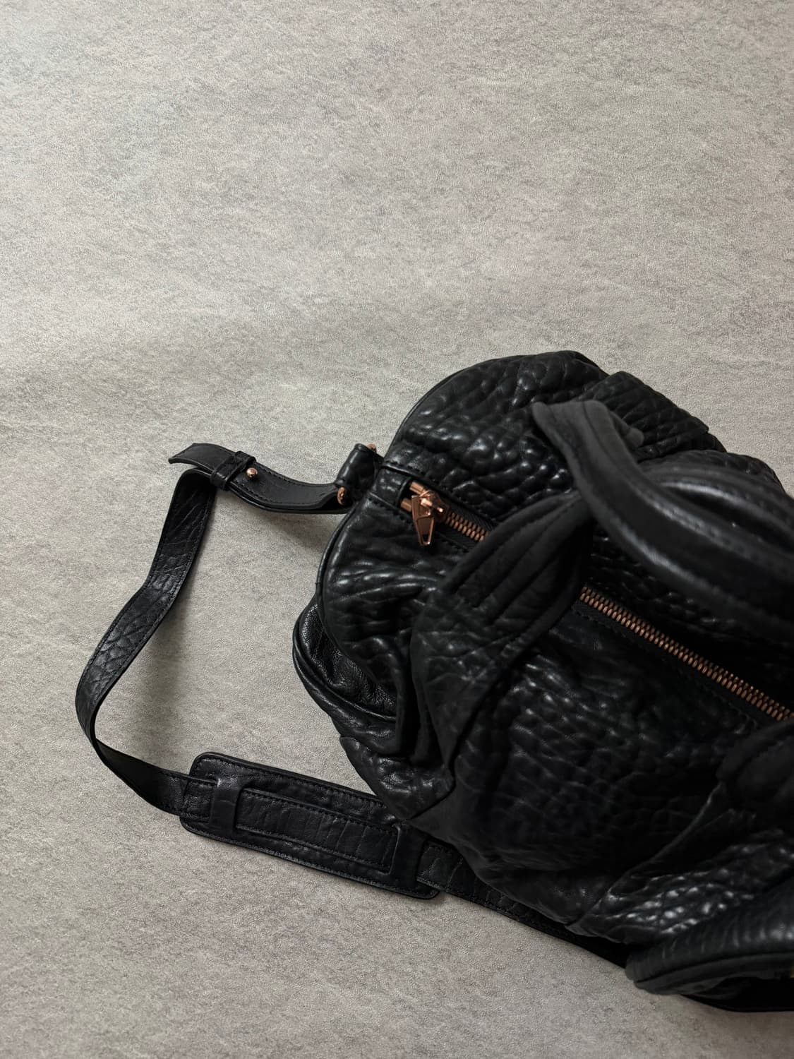 알렉산더왕 총알숄더백 상품이미지5