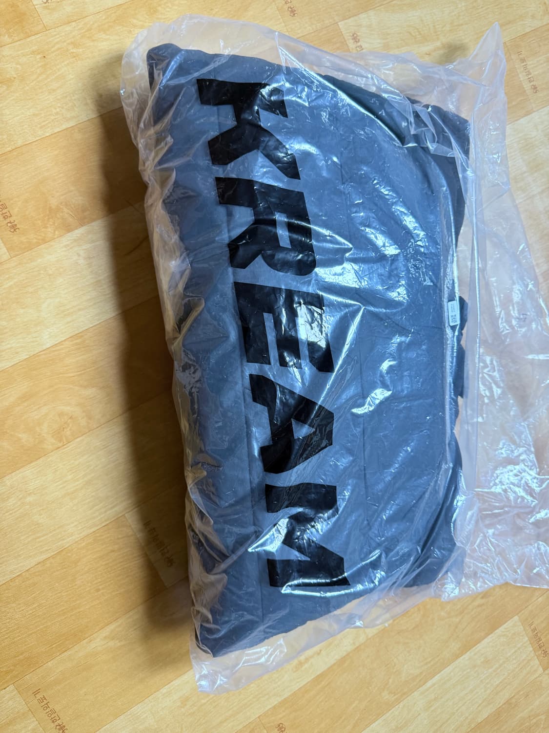 (새상품) 25fw Xl 스톤아일랜드 심리스 패딩 상품이미지4