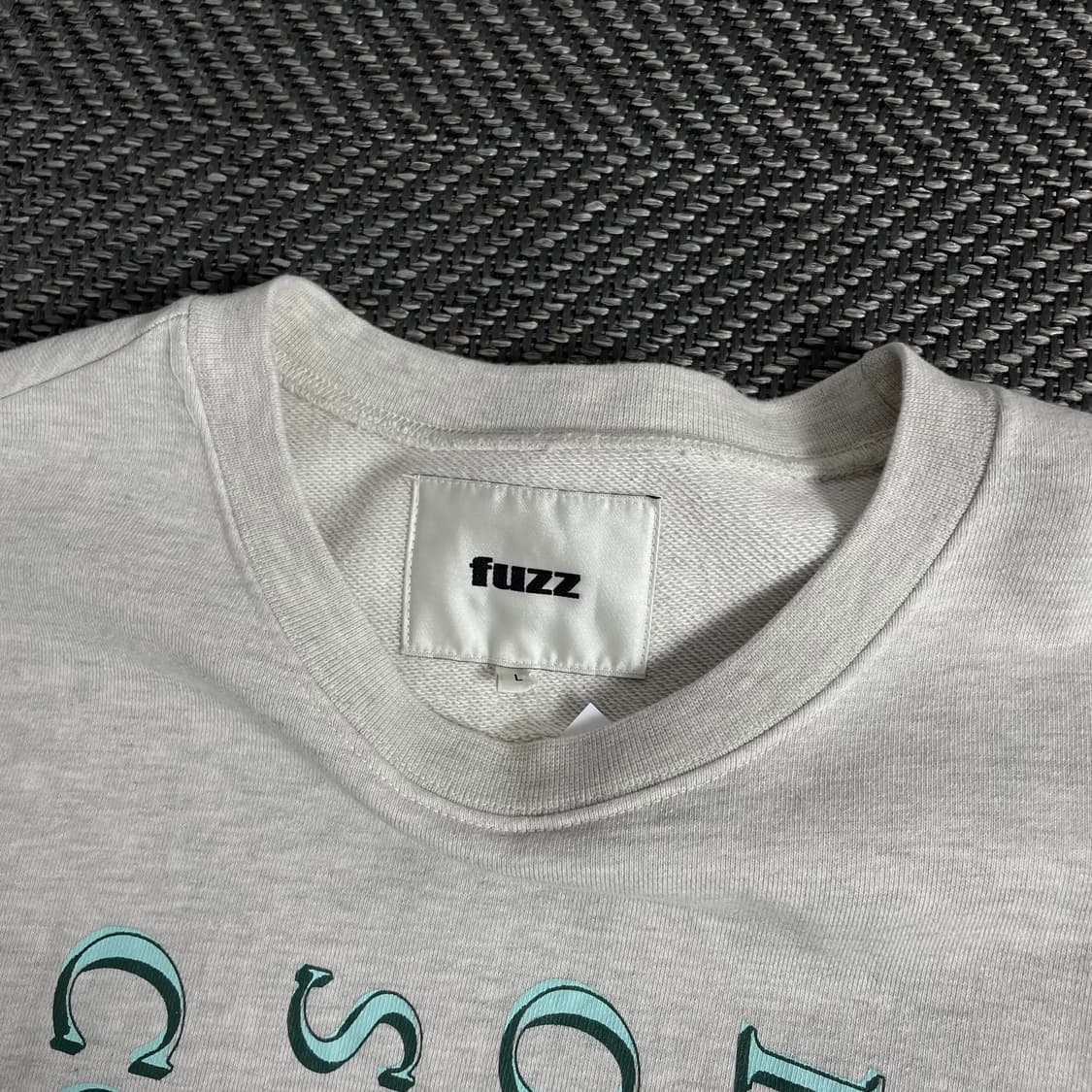 FUZZ 올드스쿨 레터링 박시핏 맨투맨o 3280 상품이미지6