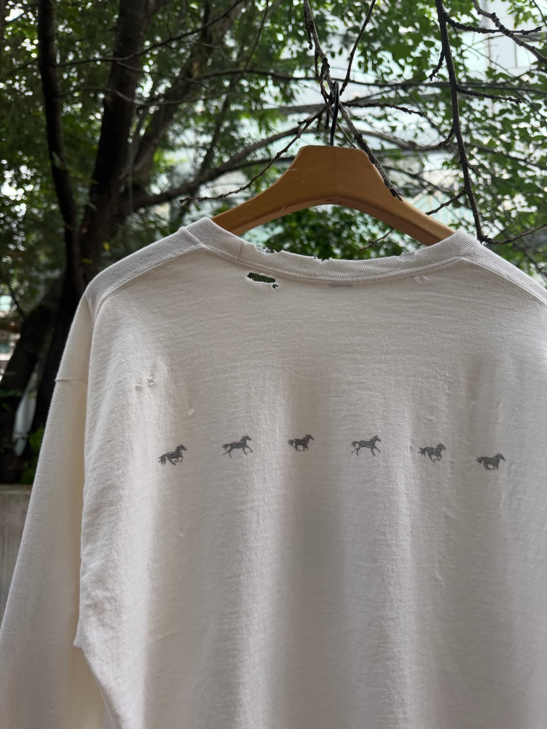 “Wake up” Worn-out Longsleeve Tee 상품이미지4