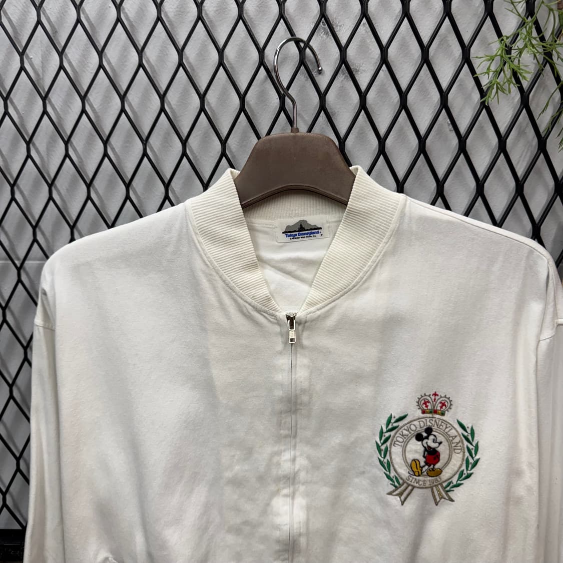 80s 도쿄 디즈니랜드 블루종 전면 미키마우스 로고 포인트 화이트 상품이미지3