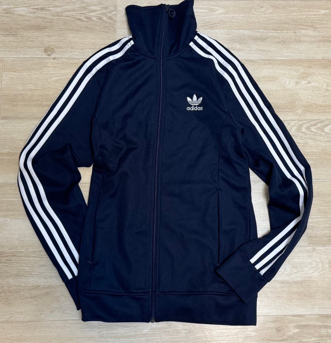 [쿨거래 네고] 아디다스 삼선 트랙탑 네이비 단종 여성m 상품이미지1