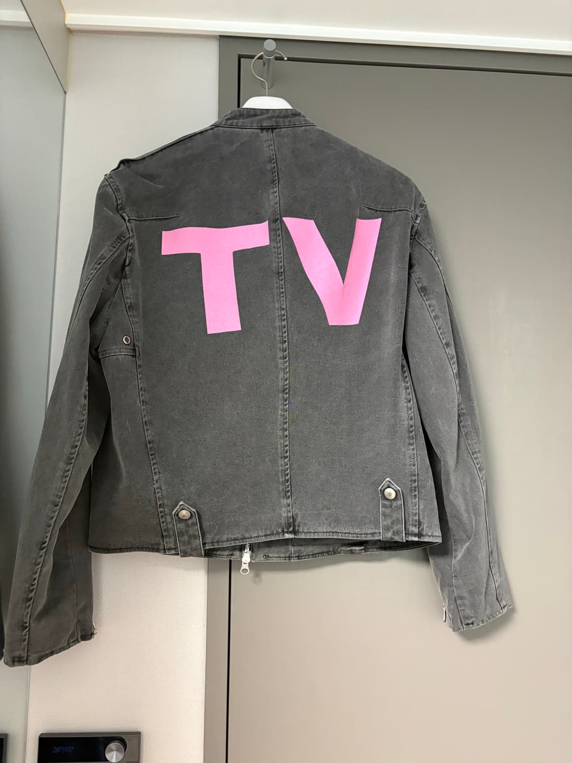 더뮤지엄비지터 tv 자켓 M 상품이미지1