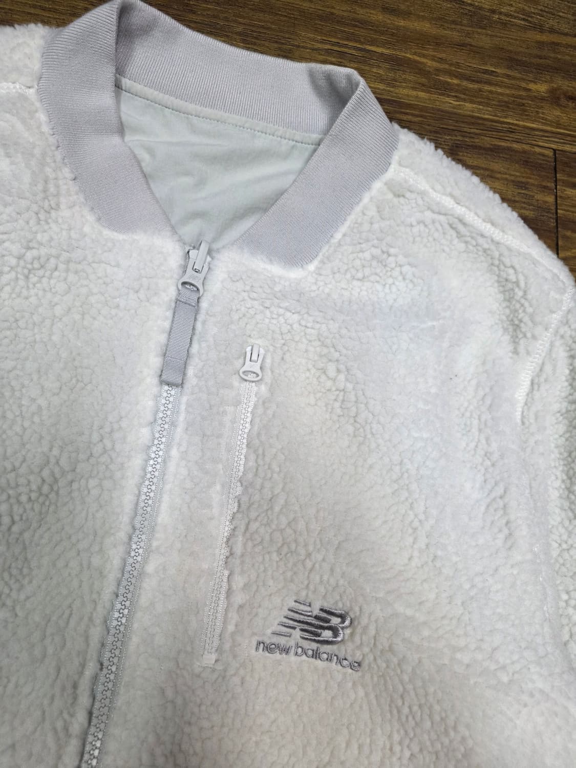 뉴발란스 뽀글이 양면자켓 상품이미지4