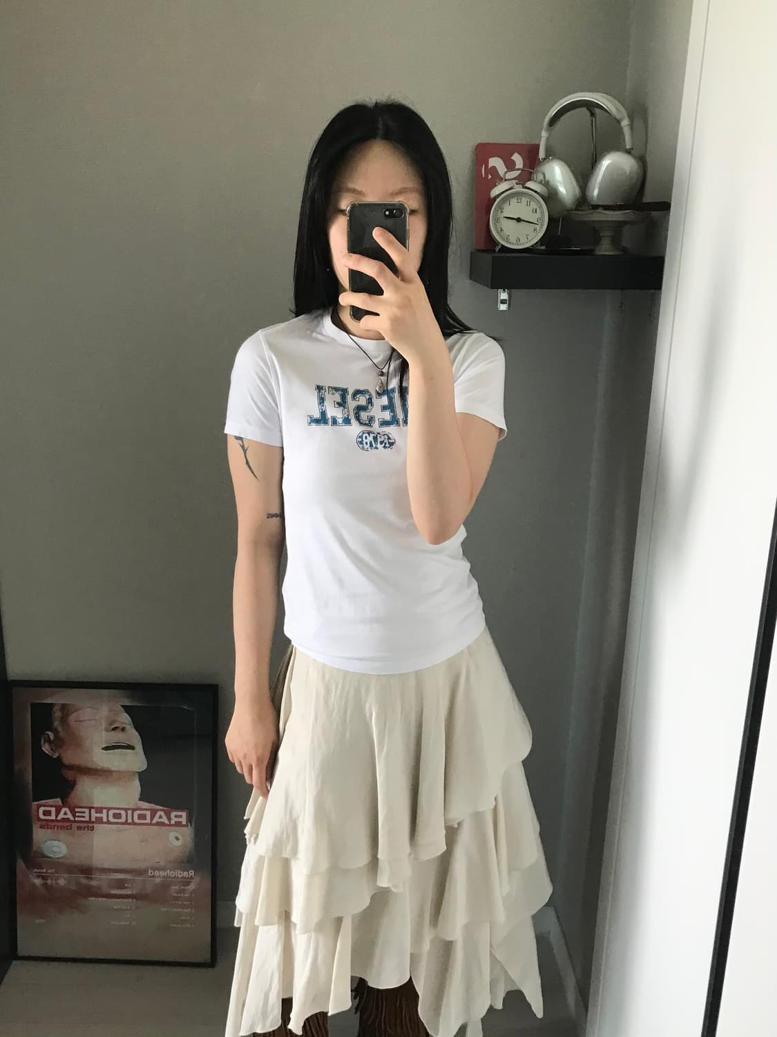 디젤 중앙 프린팅 화이트 반팔티 상품이미지4