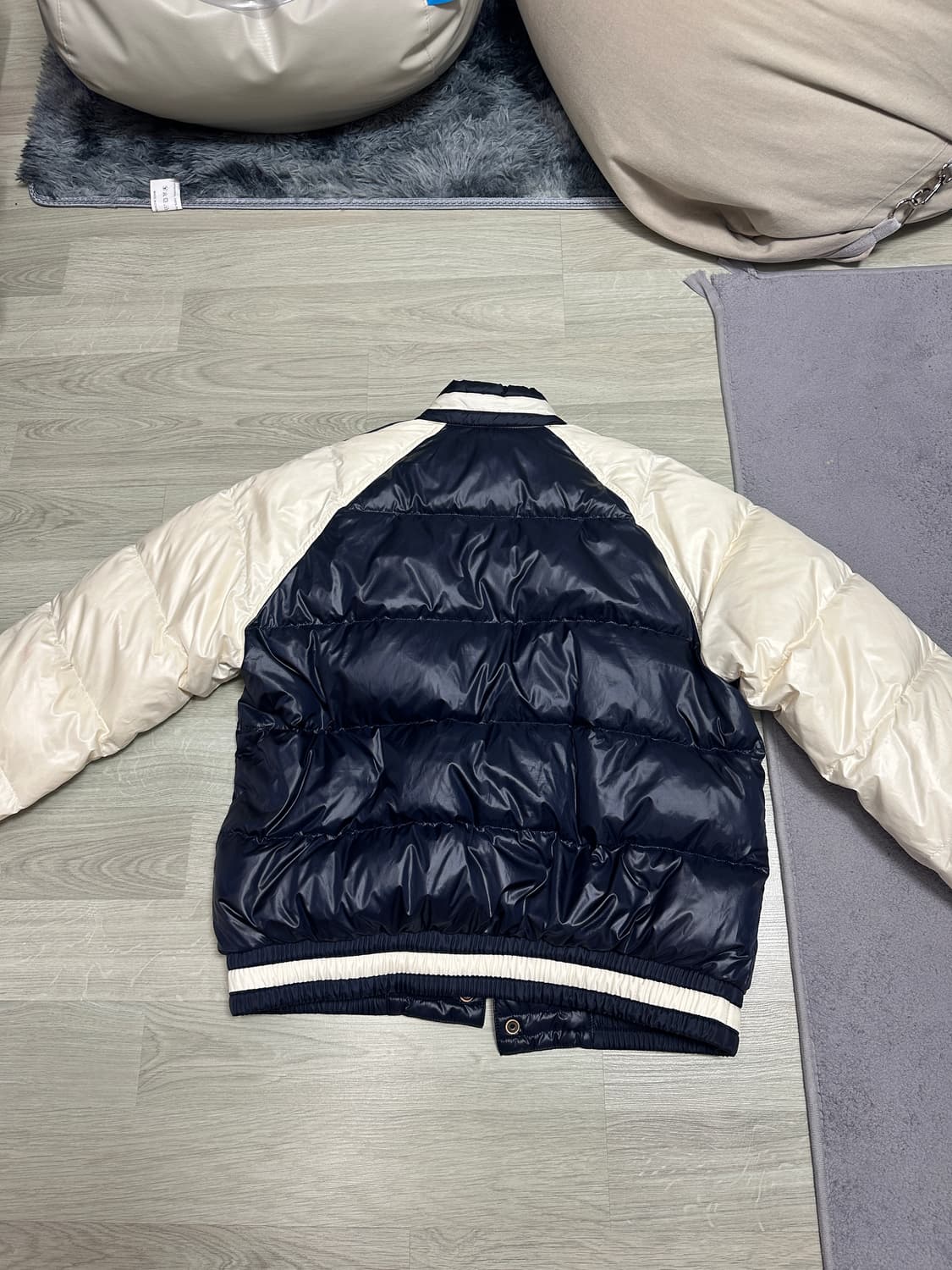 이스트로그 바시티 패딩 상품이미지2