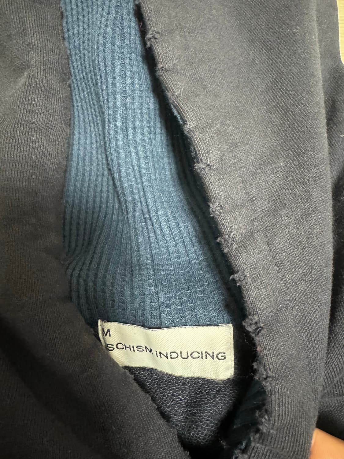 스키즘 인듀싱 머플러 후디 네이비 상품이미지5