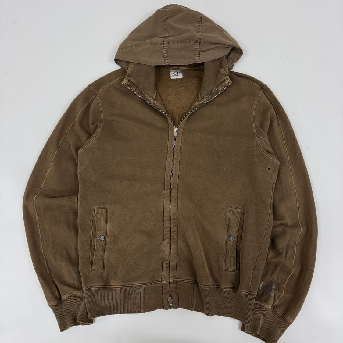 C.P company 씨피컴퍼니 후드집업 상품이미지3
