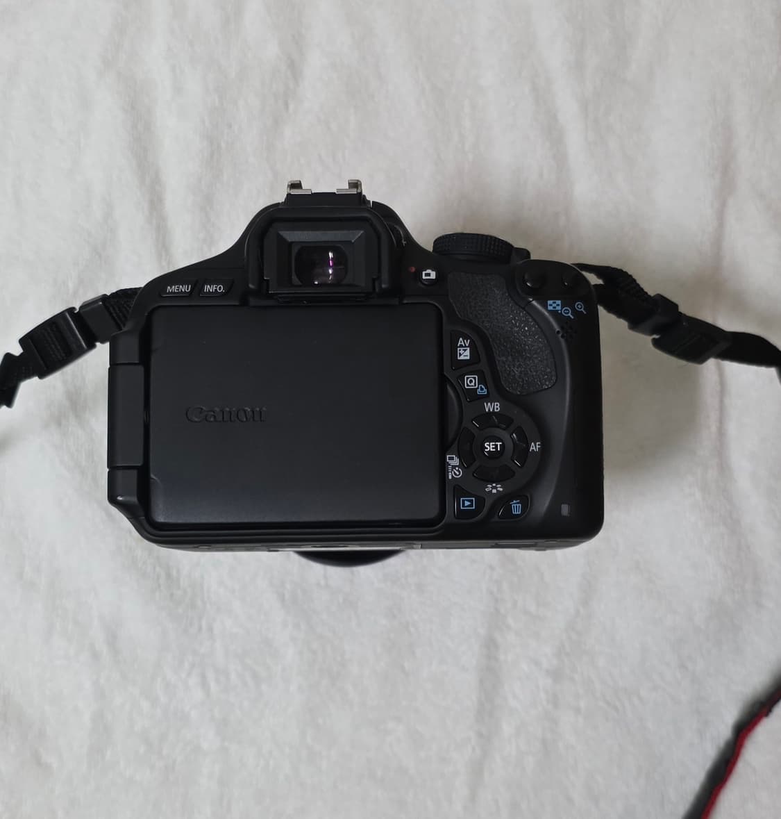캐논 DSLR 600d 카메라와 탐론 17-50mm 렌즈 팝니다. 상품이미지6