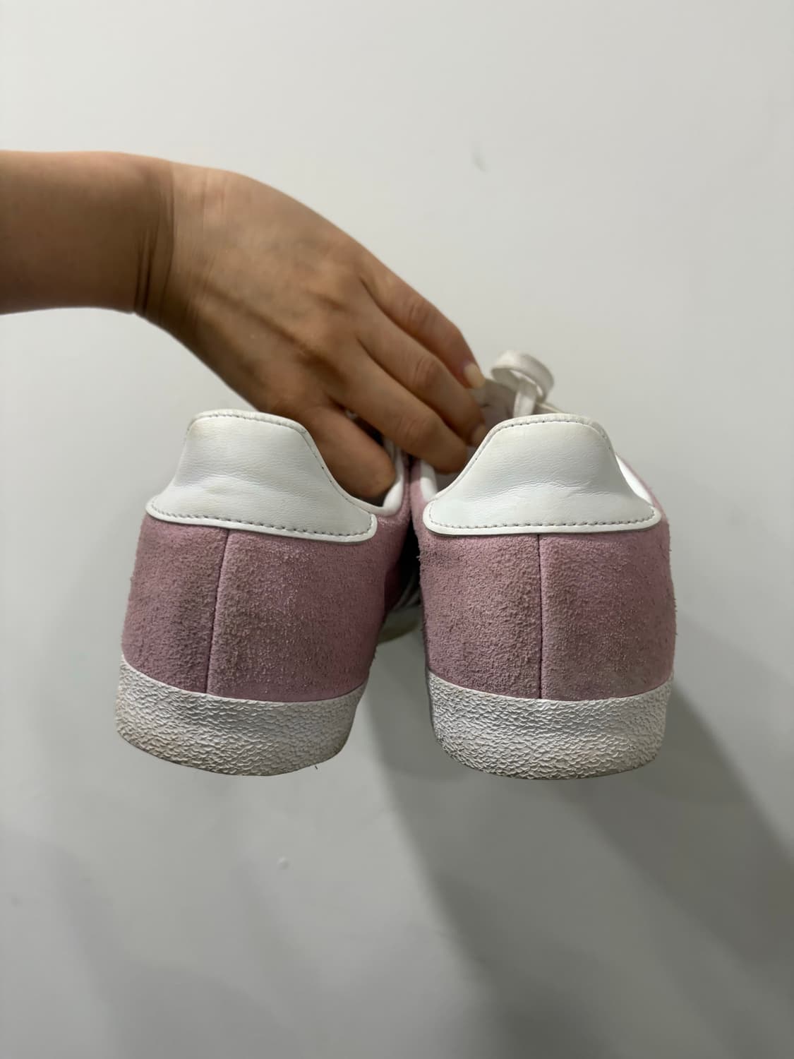 아디다스 가젤 핑흰 235 상품이미지6