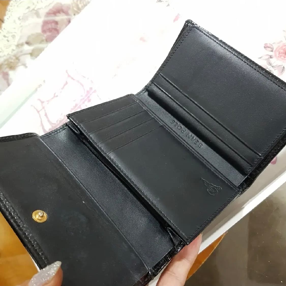 20만원대 빈폴정품 중지갑 상태최상 상품이미지4