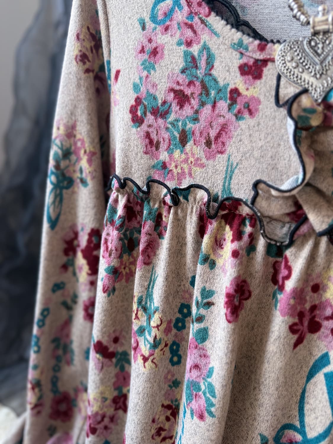 Floral Dot Lace Long T-shirt 0140 상품이미지4