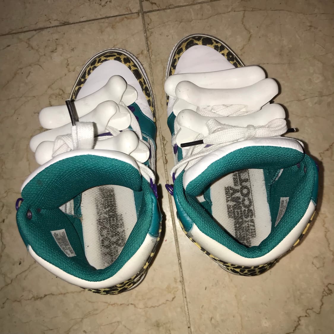 급전 아디다스 제레미스캇 본즈 상품이미지4