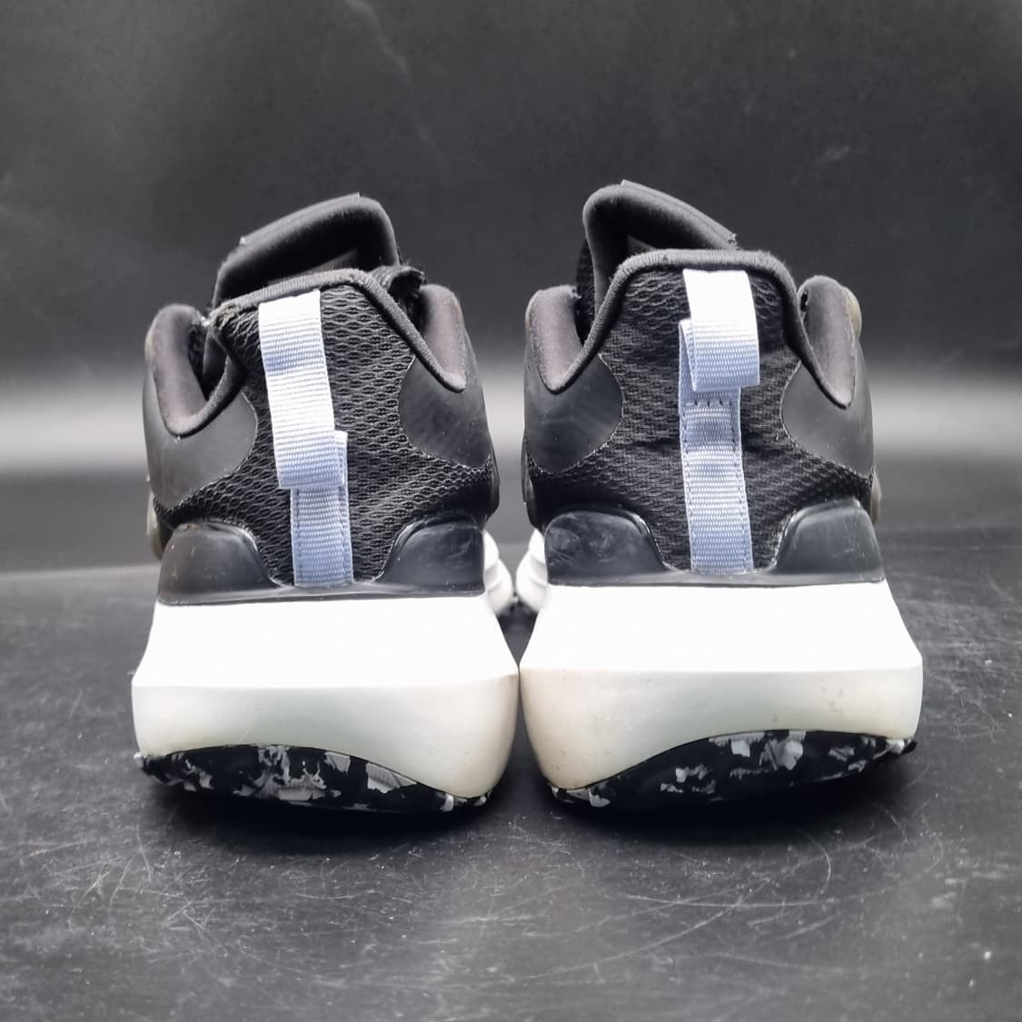 아디다스 울트라 바운스  런닝화240 상품이미지4