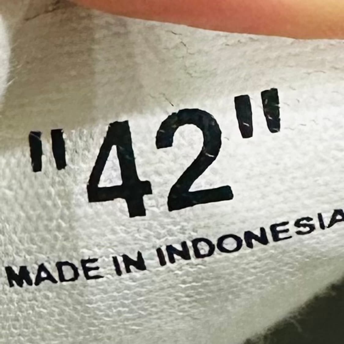 EU42) 280 오프화이트(Off-White)의 로우 벌커나이즈드 상품이미지9