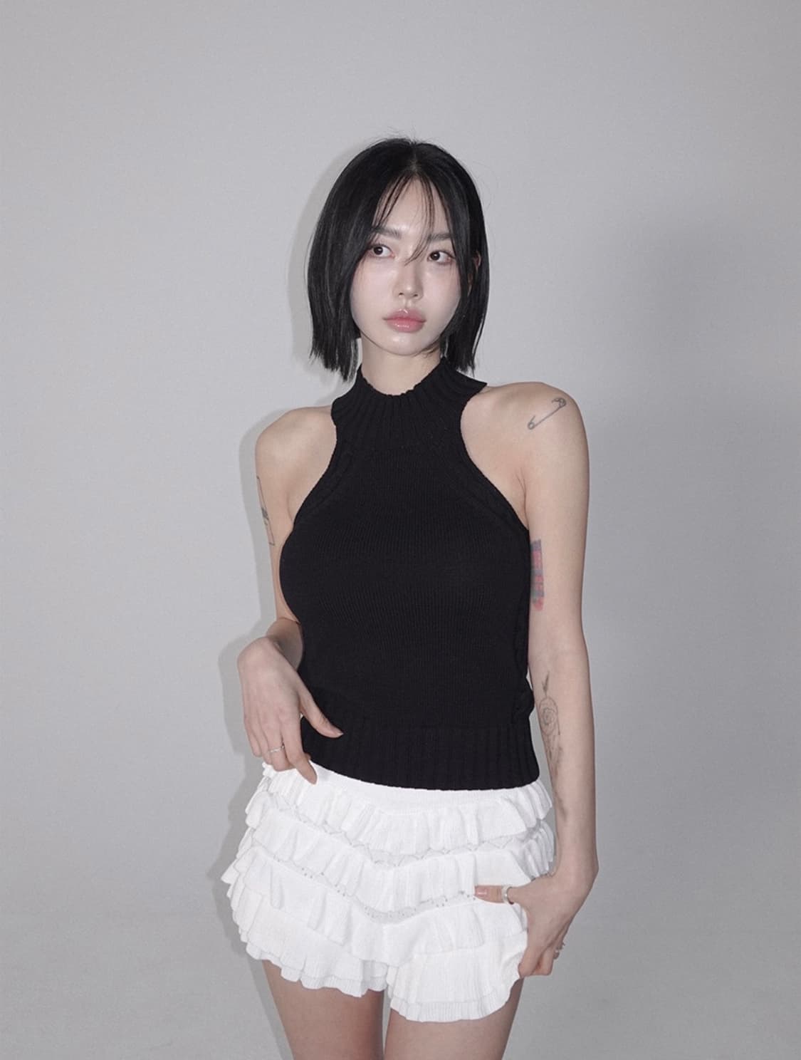 (새상품) 페일제이드 코튼 홀터넥 니트 탱크 탑 블랙 1사이즈 상품이미지1