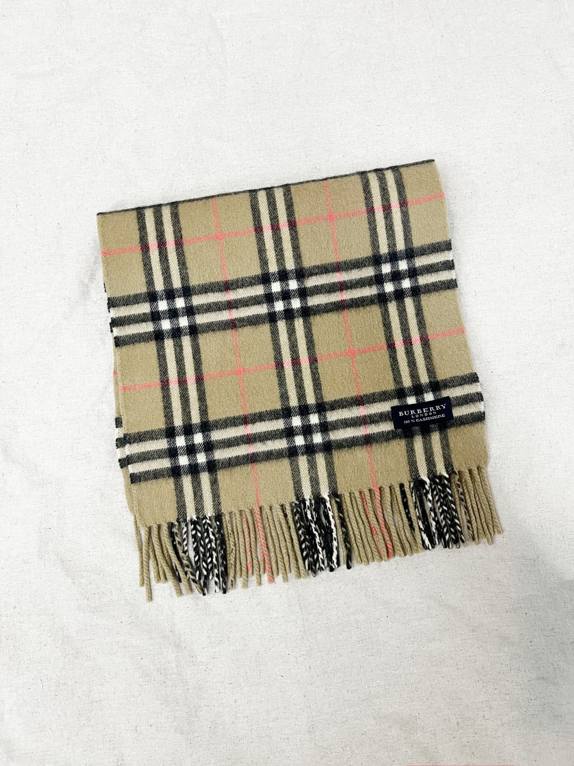 버버리 캐시미어 머플러 상품이미지1