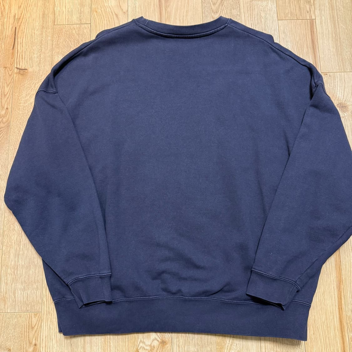 이즈네스 뮤직 isness music DELAY 스웻 셔츠 네이비 F 상품이미지4