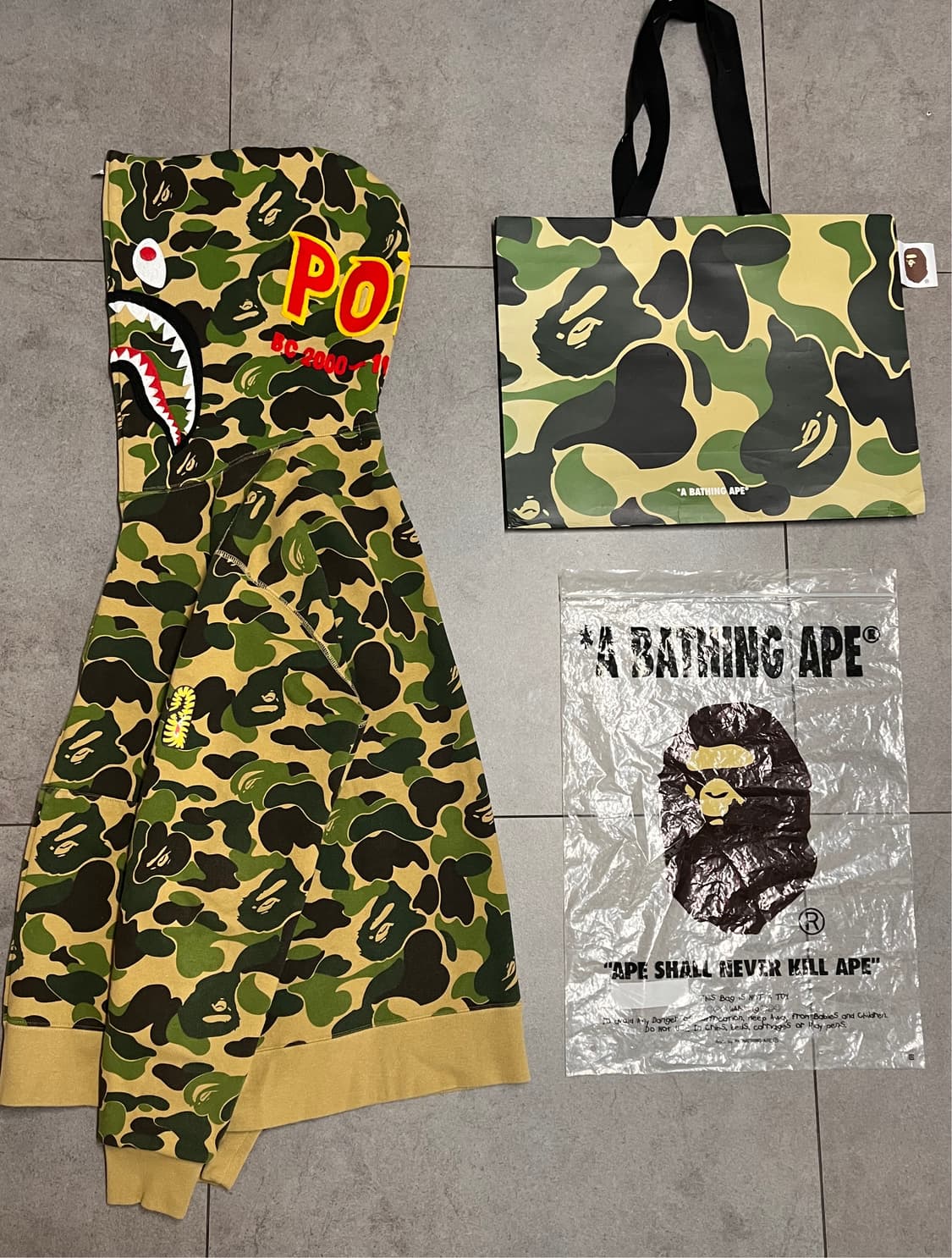 새상품급) 베이프 ABC 카모 녹계 샤크 후드집업 상품이미지2