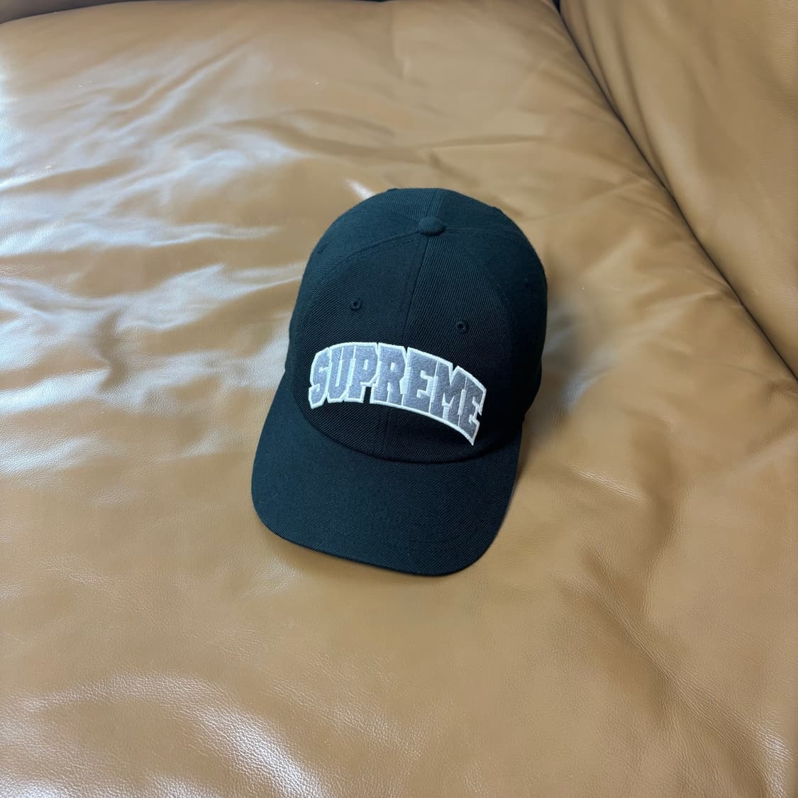 Supreme 슈프림 블랙 6패널 볼캡 모자 (Washed Black) 상품이미지1