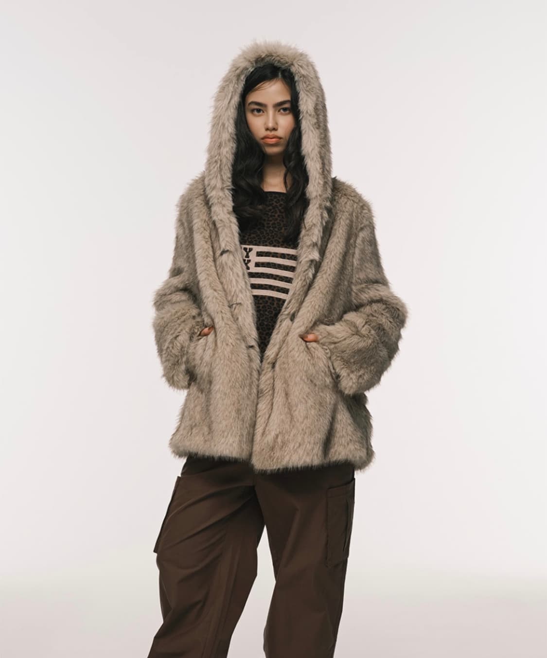 Nyxx hooded fur coat beige 품절템 갸루 시크 퍼 상품이미지1