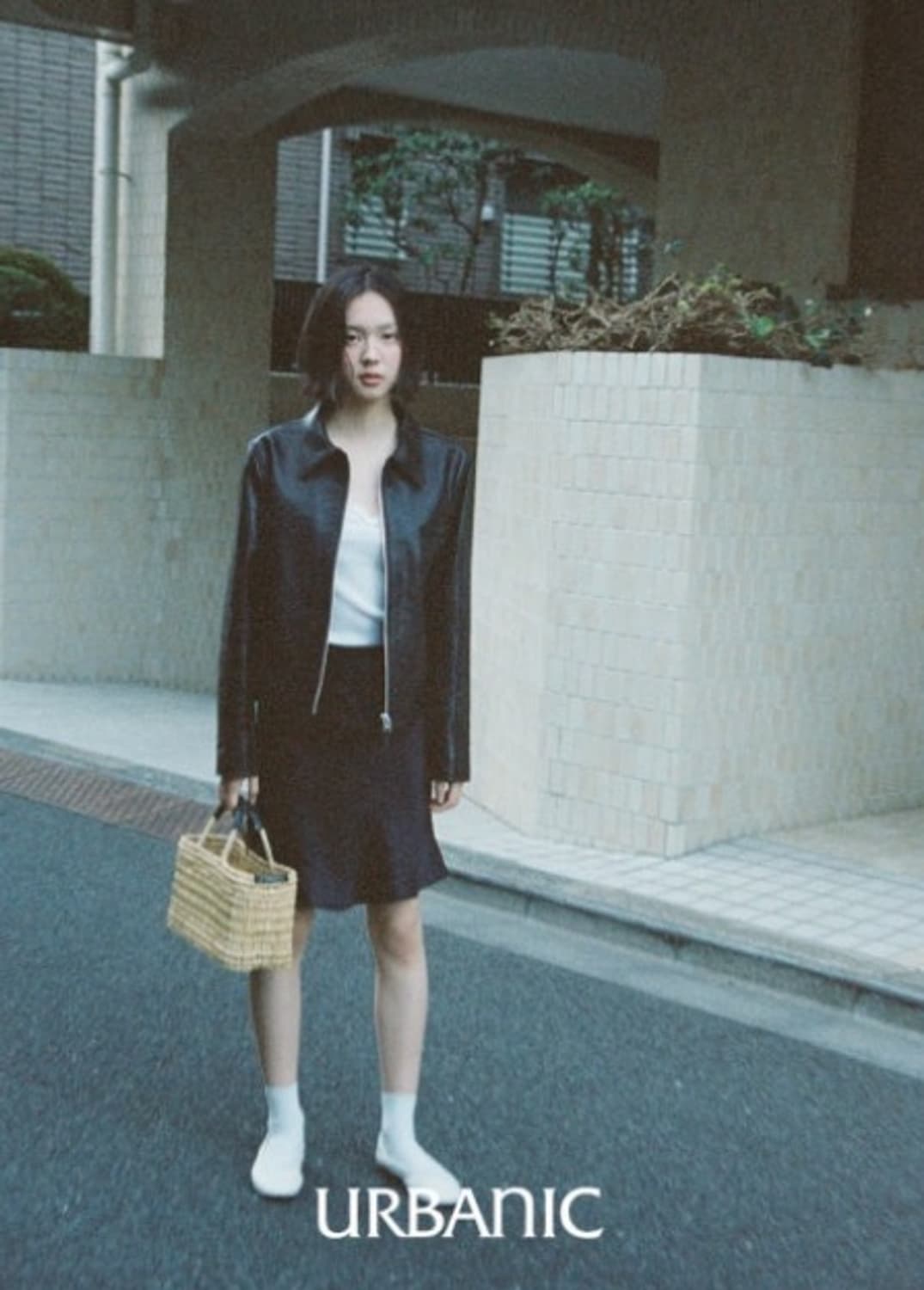 얼바닉30 실비 새틴 스커트 블랙 상품이미지1