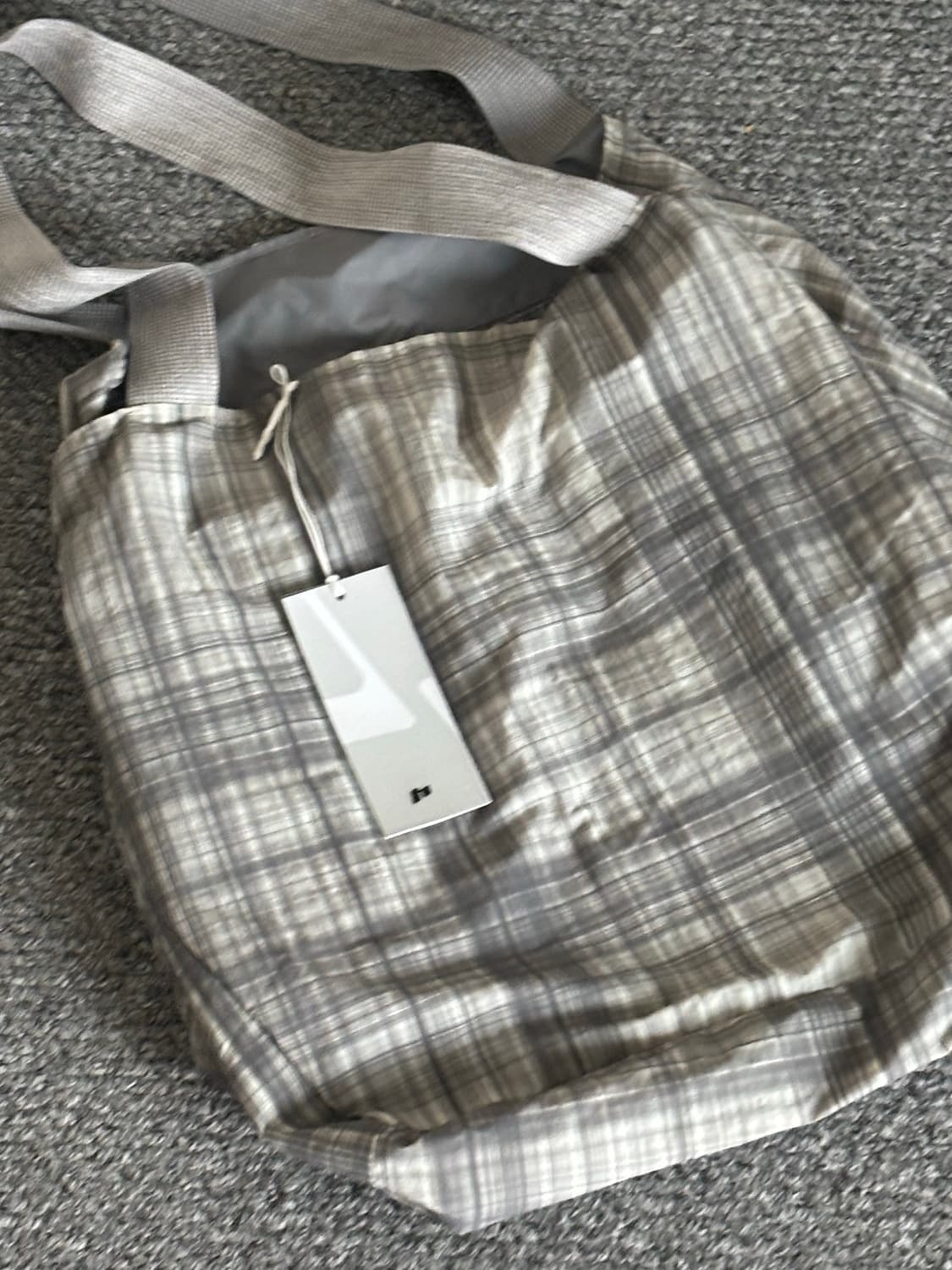 AAOA Grid Loop Bag 상품이미지2