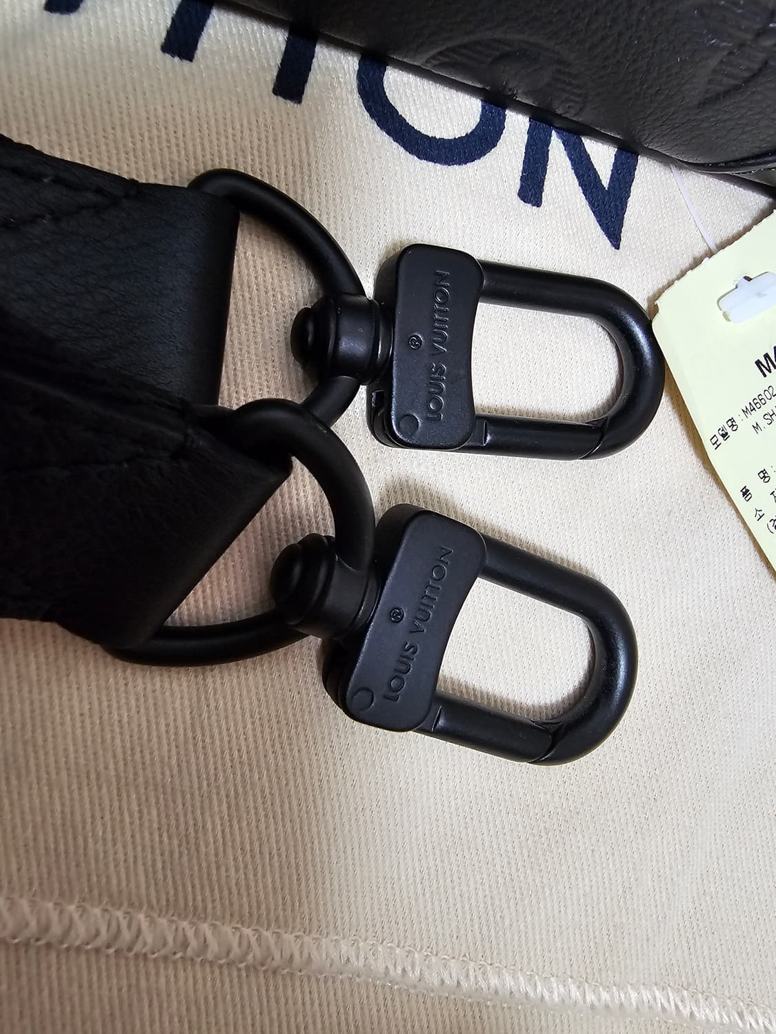 루이비통 올레더 쉐도우 트리오 메신저 크로스백 신형 25년 (새상품) 상품이미지10