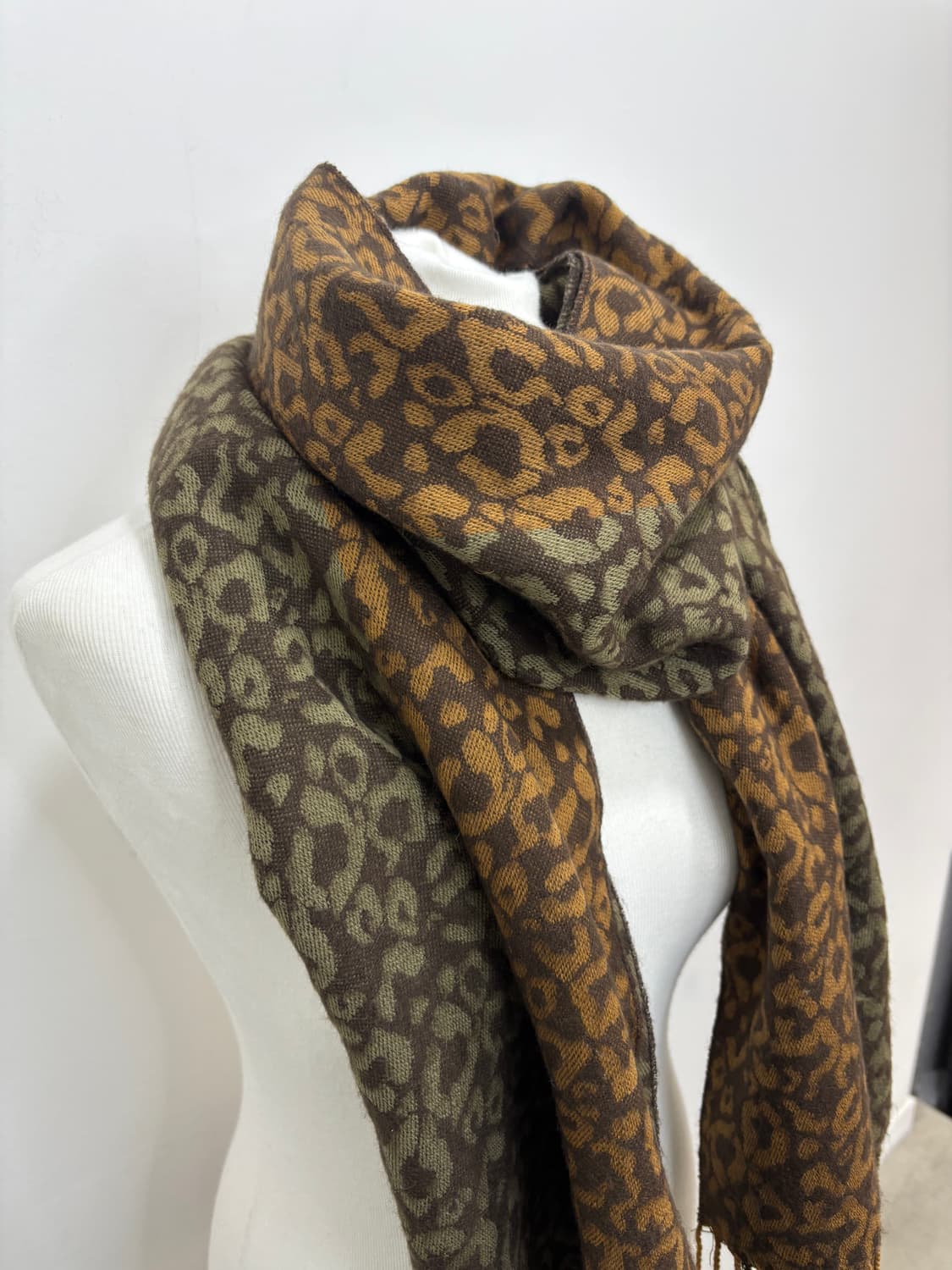 브라운 카키 호피 레오파드 머플러 목도리 상품이미지5