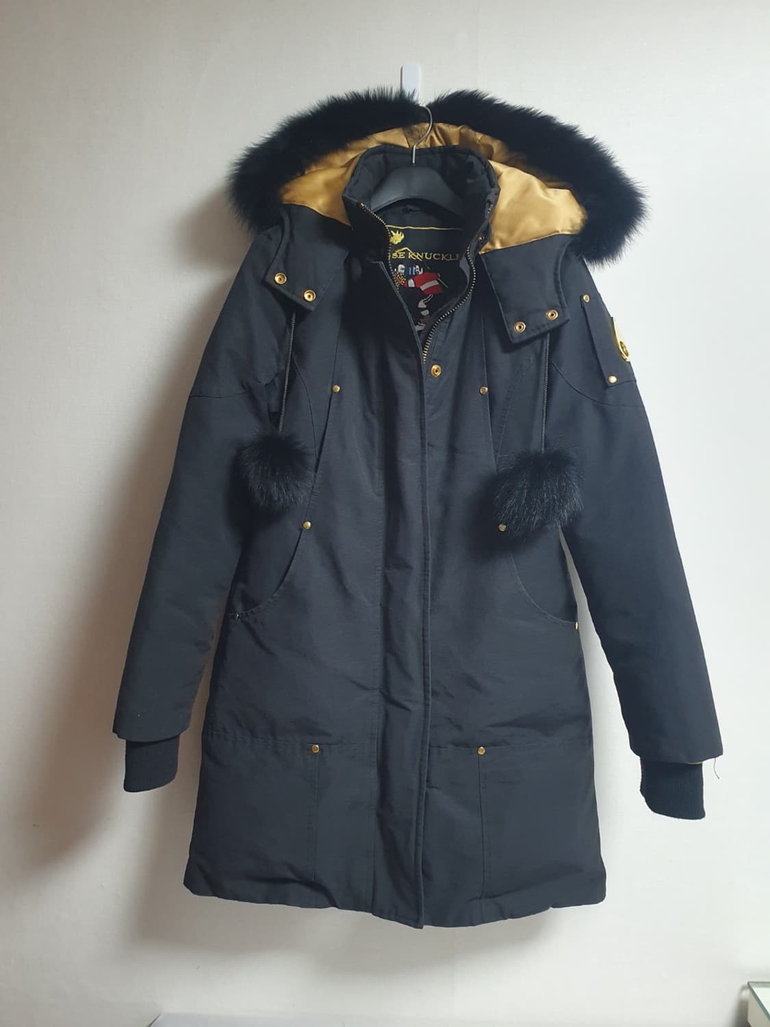 무스너클 패딩 골드 스털링 파카 블랙 폭스 퍼 블랙 슬림핏 M 상품이미지3